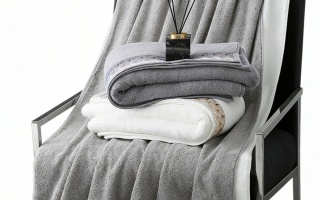 personalized hotel bathrobes and towels