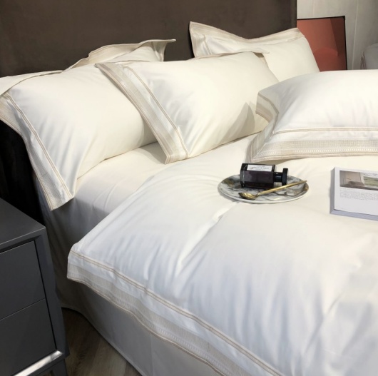 hotel bedding set packages with mattress protector